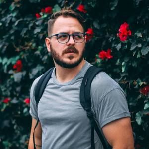 Meet your Posher, Jean